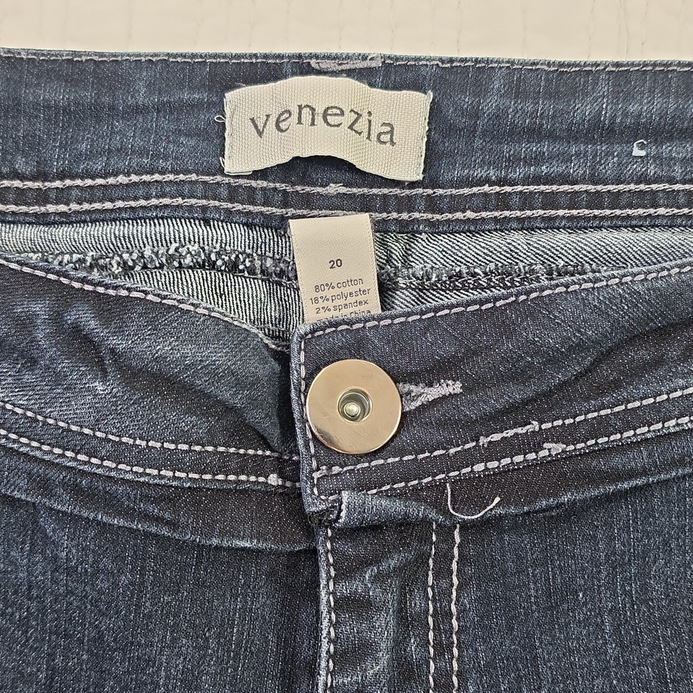 Venezia Dark Wash Capri Jeans Womens 20 Plus‎ Stretch Cropped Denim Zipper Cuff - Picture 4 of 15